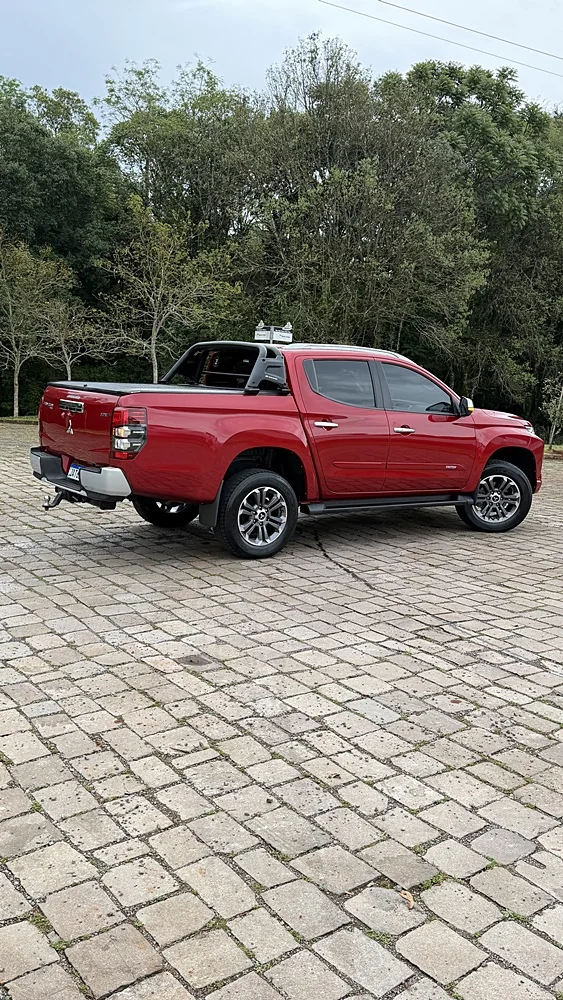 L200 Triton HPE-S 4x4 Aut. 